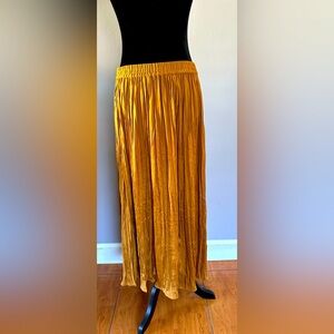 TAHARI skirt